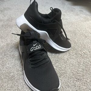 Nike Black and White Running Shoes